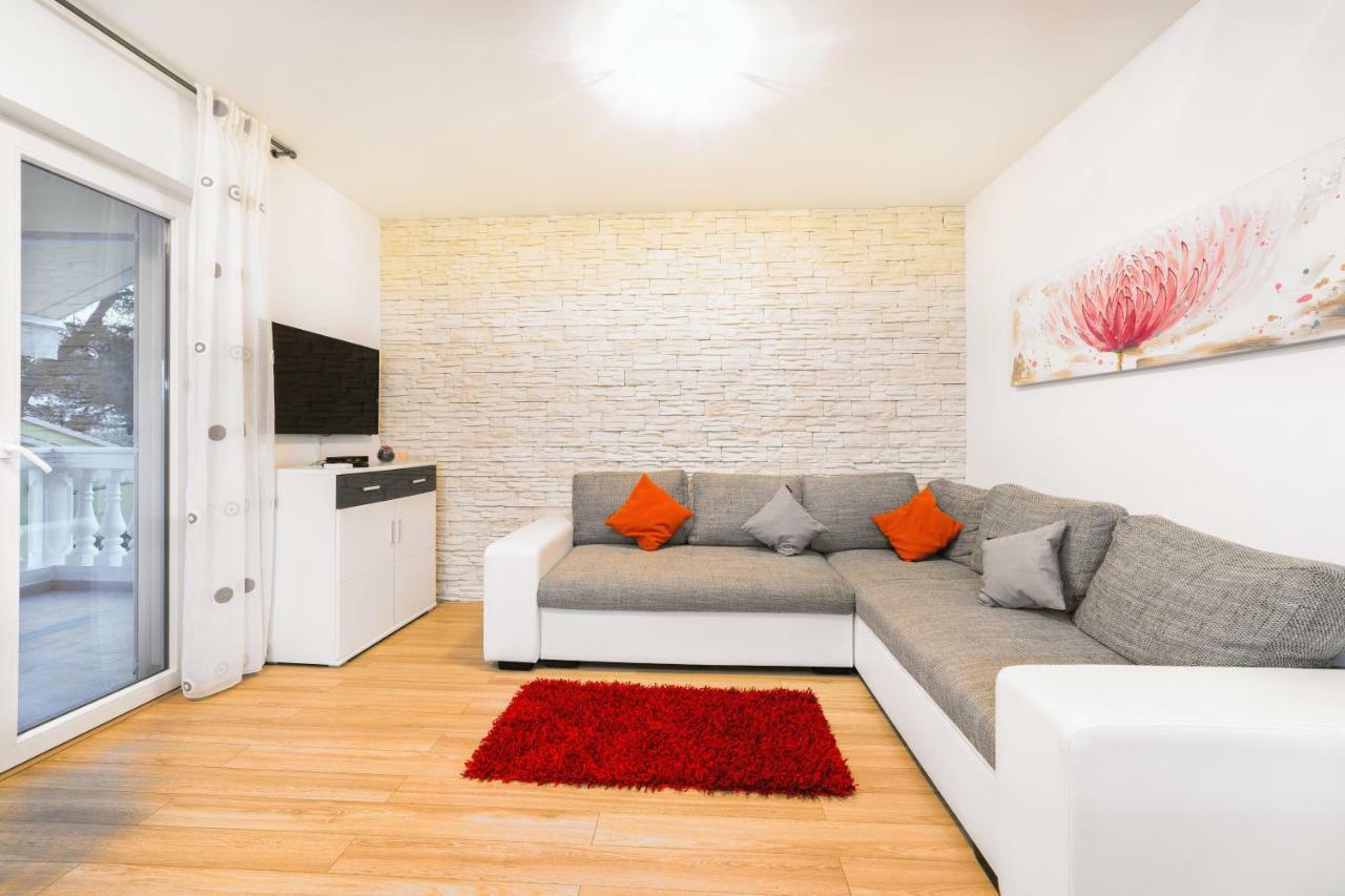 Apartmán Vila Vodice Exteriér fotografie